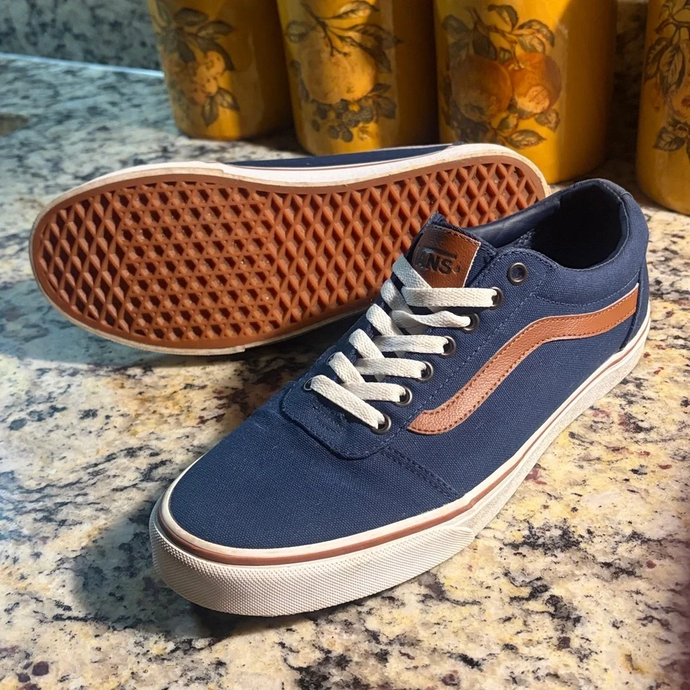 VANS♦️♦️OLD SKOOL LOW TOPS - Picture 9 of 15